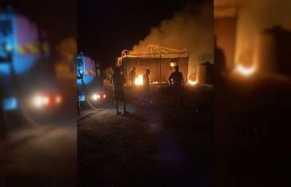 Prefabrik ev dakikalar içinde kül oldu