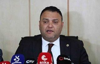 Rize’de çay üreticisine "Hasada ara verin"...