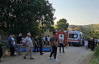 Römorkun altında kalan çocuk yaralandı