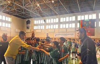 Sabancı çifte şampiyon