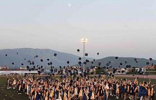 Sağlık Bilimleri Fakültesi’nde mezuniyet coşkusu