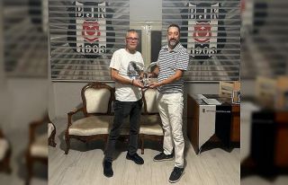 Salihli Beşiktaşlılar Derneği’nde bayrak değişimi