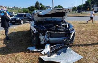 Samsun’da kavşakta 2 otomobil çarpıştı: 4 yaralı