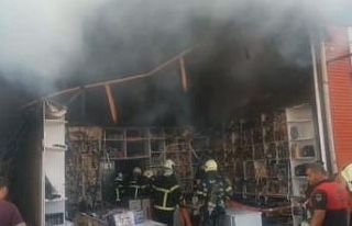 Şanlıurfa’da iş yeri yangını kontrol altına...