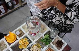 Saray şerbetleri yaz hararetini alıyor