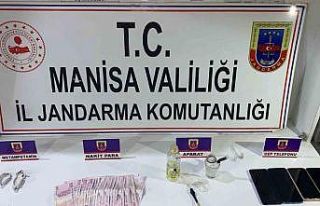 Sarıgöl’de jandarmadan uyuşturucu operasyonu:...