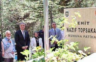 Şehit polis memuru Topsakal kabri başında dualarla...