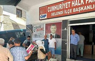 Selendi’de Ferdi Zeyrek anısına lokma hayrı düzenledi