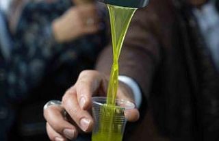 Sıcaktan bunalanlara serinlemek için zeytinyağı...