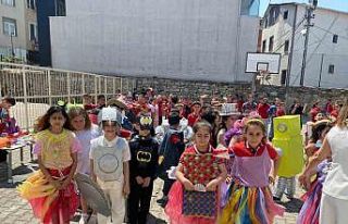 Sinop’ta atıklar öğrencilerin elinde sanata dönüştü