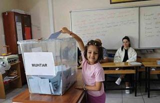 Sivas’ta muhtarlık için yeniden sandığa gidildi