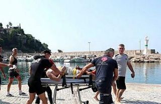 SUB yapan genç boğulma tehlikesi geçirdi, yardımına...