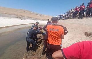 Sulama kanalına düşen vatandaşın cansız bedenine...