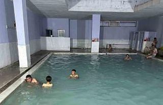 Sünnet olan çocuklar şifayı kaplıcalarda arıyor