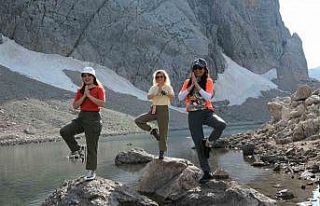 Tabiat güzelliğiyle mest eden Erzincan’da doğaseverlerin...