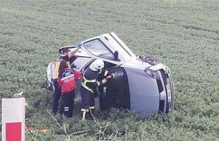 Takla atan otomobil hurdaya döndü: 1 yaralı