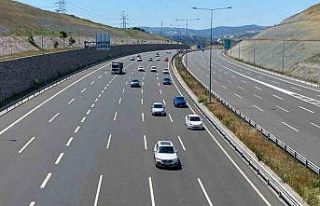 Tatilciler yolda, Kocaeli geçişinde yoğunluk yok