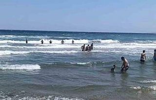 Tekirdağ’da boğulma tehlikesi geçiren 3 kişiden...