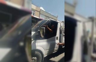 Ters yöne girdi, kadın otobüs şoförüne zorluk...