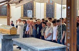 Tırın altında kalarak hayatını kaybeden genç...