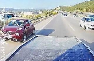 Trafiği tehlikeye düşürün sürücü kameraya...