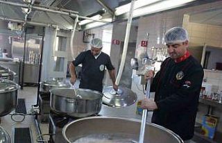 Turgutlu’da ’Sizden gelen bağışlarla aş olalım...