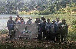 Turistik Karaelmas trenindeki yolcular Yenice ormanlarına...