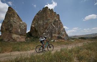 Türkiye’nin ilk elektrikli bisiklet yarışı Kapadokya’da...