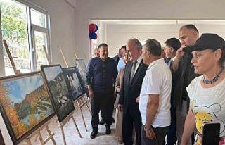 Ulubey’de ‘Anlamlı Renkler’ resim sergisi açıldı