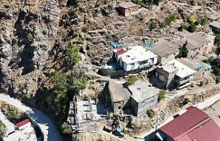 Uludere halkının yıllar süren kaya düşme korkusu...