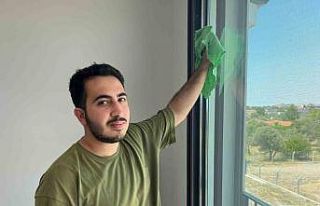 Üniversite sıralarından ev temizliğine: "Öğrenci...
