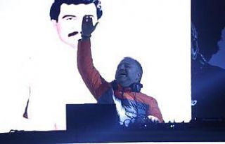 Ünlü radyocu Nihat Sırdar, Merkezefendi’ye geliyor