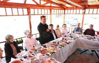 Vali Aydoğdu, Hünerli Eller Kadın Kooperatifi Kahvaltı...