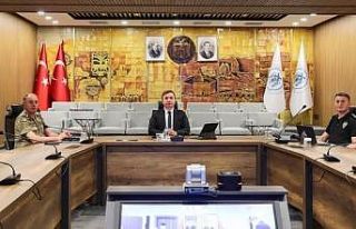 Vali Aydoğdu VKS toplantısına katıldı