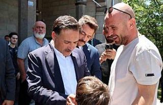 Vali Çiçek, mahalle ziyaretlerine devam ediyor