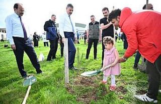 Vali Çiftçi’den çevre mesajı