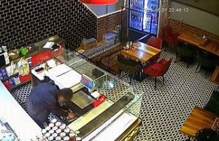 Van’da börekçide hırsızlık kameraya yansıdı