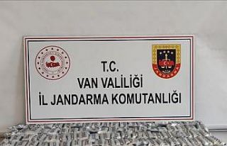 Van’da kaçak sigara operasyonu
