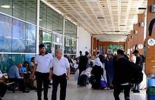 Van’daki İranlılar: "Biz harp var diye kaçmıyoruz"