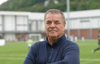 Veysel Bilen: "Transferleri kamp öncesinde takıma...