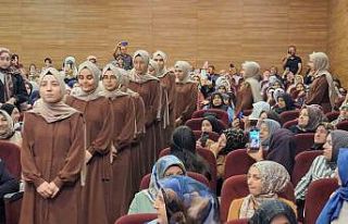 Vezirköprü’de 34 kadın kursiyer hafızlık belgesi...