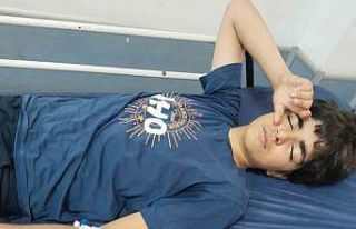 Voleybol filesine takılan öğrenci ölümden döndü:...