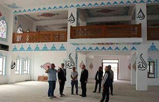 Yapımı devam eden camide son rötuşlar