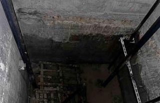 Yaptığı inşaatta elektrik akımına kapılan müteahhit...