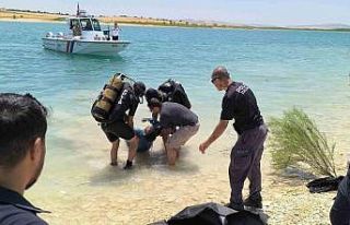 Yeğenini kurtarmaya çalışan amca boğuldu