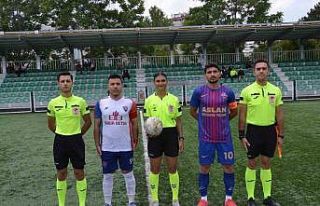 Yeni Esenspor 3 puanı 4 golle aldı