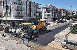 Yeşilyurt’ta yollar baştan aşağı yenileniyor