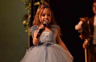 Yıldırımlı miniklerin mezuniyet sevinci