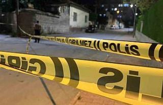 Yol tartışmasında 2 kişiyi bıçaklayan şüpheliler...