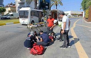 Yola taşan su kazaya neden oldu, motosiklet sürücüsü...